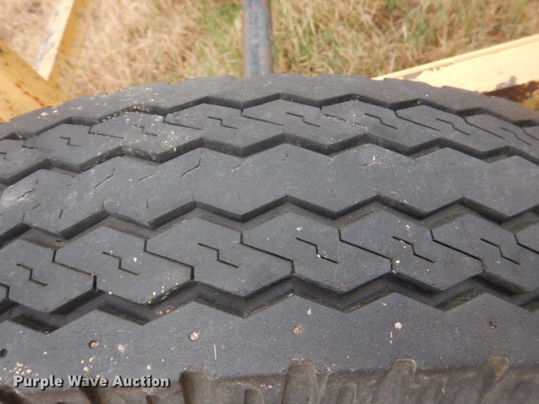 image for item JD9491 Hay Van  hay bale trailer