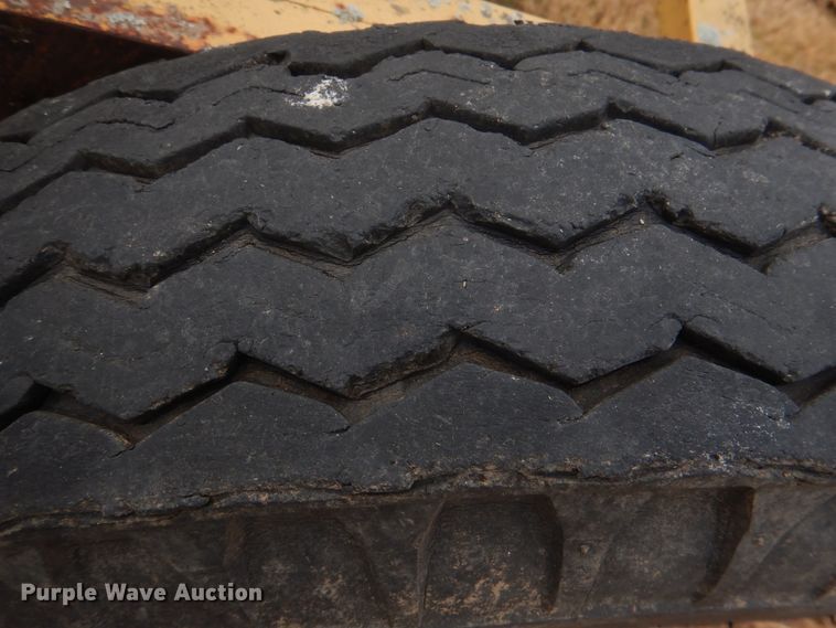 image for item JD9491 Hay Van  hay bale trailer