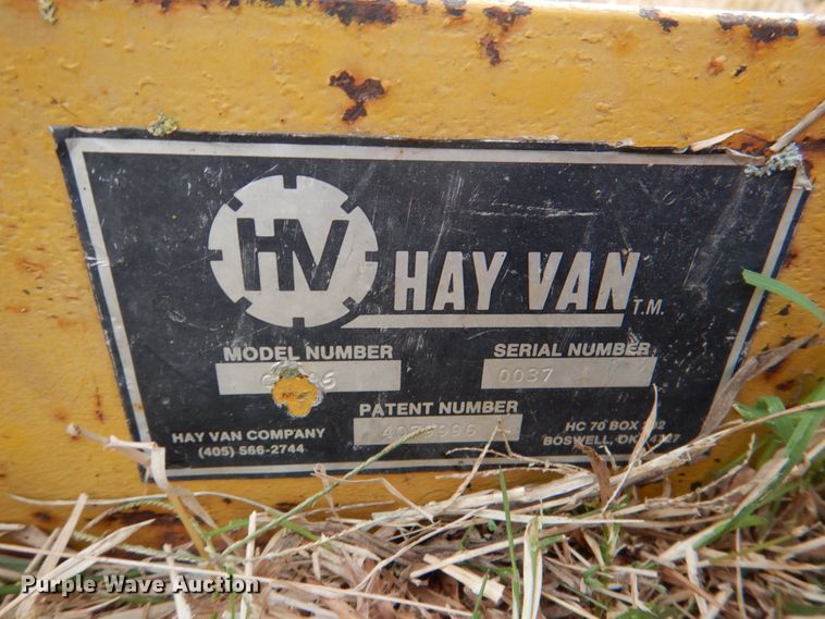 image for item JD9492 Hay Van  hay bale cradle