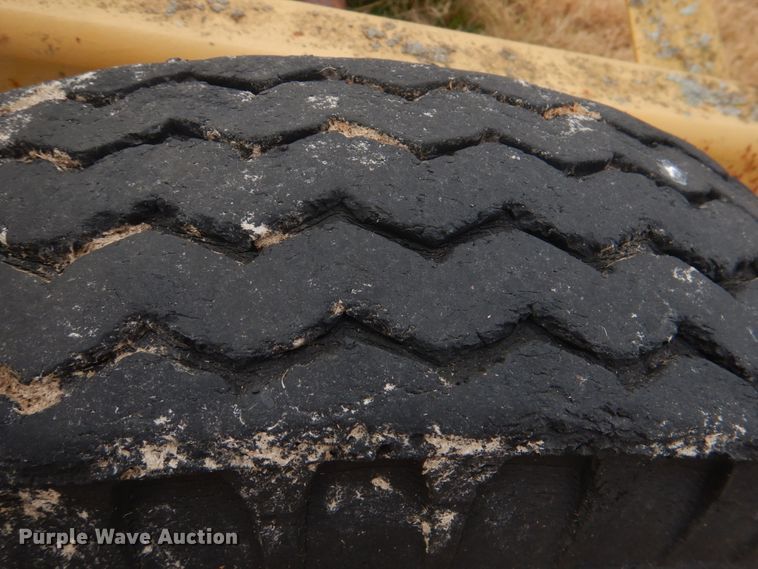 image for item JD9493 Hay Van  hay bale trailer