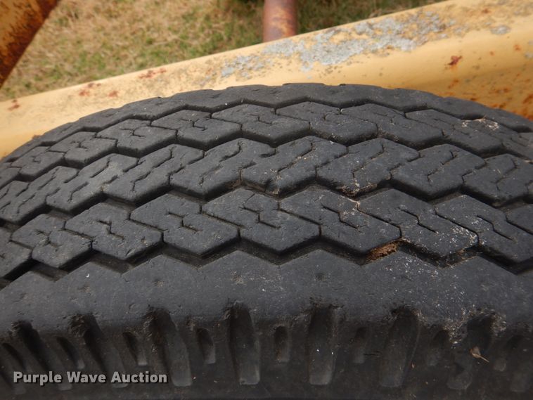 image for item JD9493 Hay Van  hay bale trailer