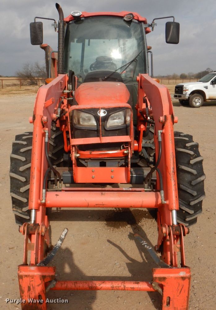 image for item JD9499 Kubota M9540  MFWD tractor