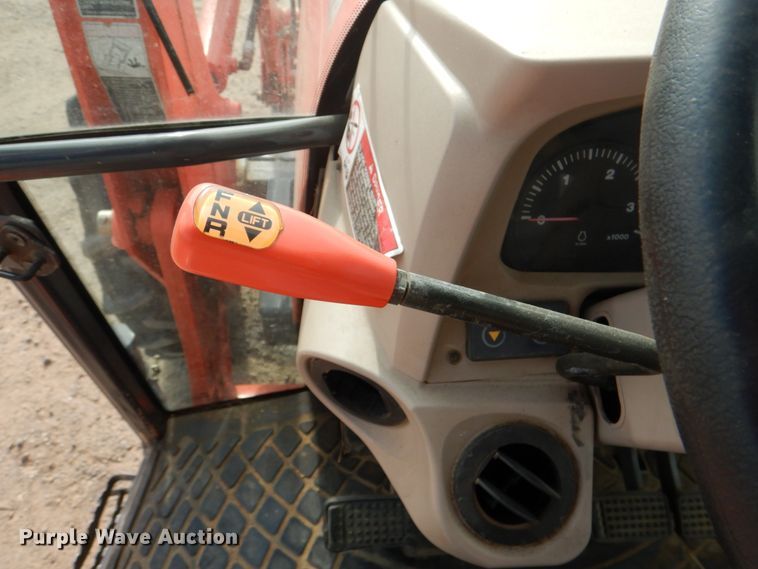 image for item JD9499 Kubota M9540  MFWD tractor