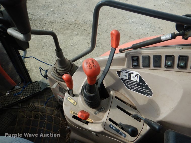 image for item JD9499 Kubota M9540  MFWD tractor