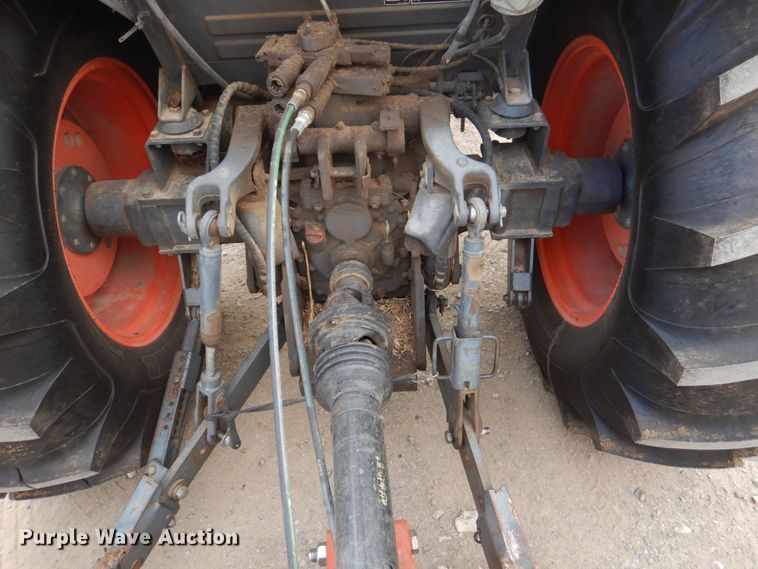 image for item JD9499 Kubota M9540  MFWD tractor