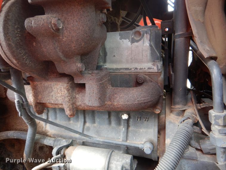 image for item JD9499 Kubota M9540  MFWD tractor