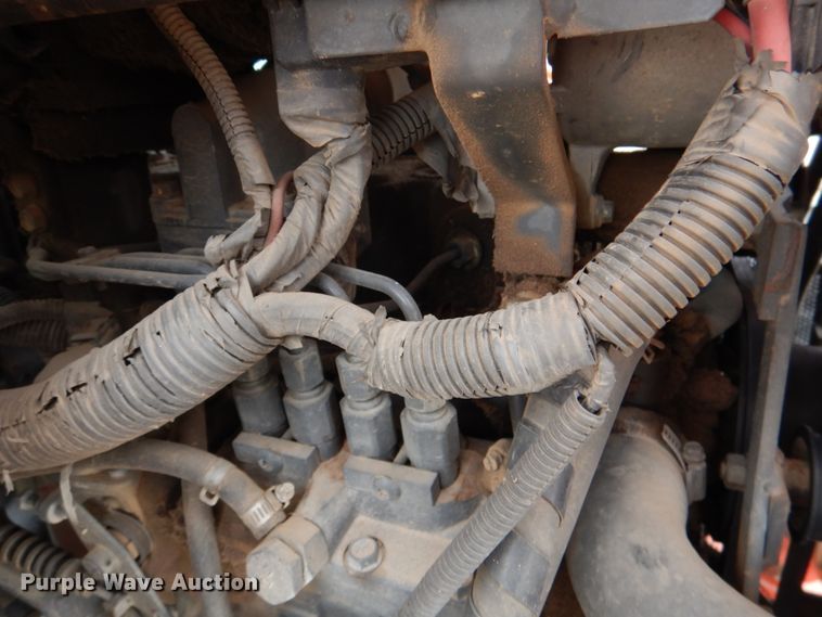 image for item JD9499 Kubota M9540  MFWD tractor