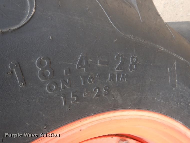 image for item JD9499 Kubota M9540  MFWD tractor