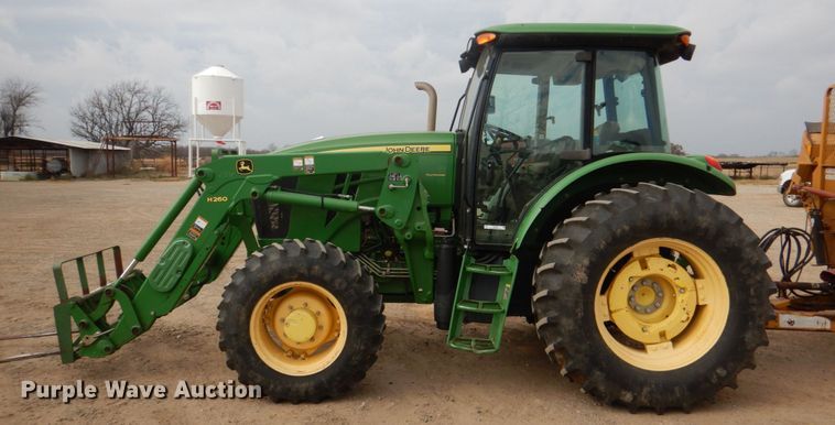 image for item JD9500 2013 John Deere 6105D  MFWD tractor