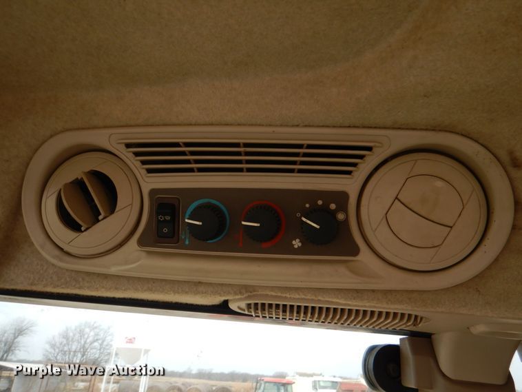 image for item JD9500 2013 John Deere 6105D  MFWD tractor