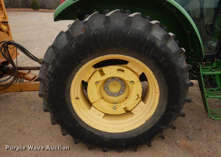 image for item JD9500 2013 John Deere 6105D  MFWD tractor