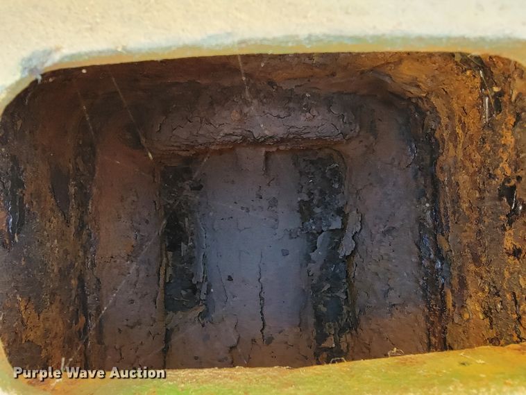 image for item JE9290 John Deere E103R  hit and miss engine