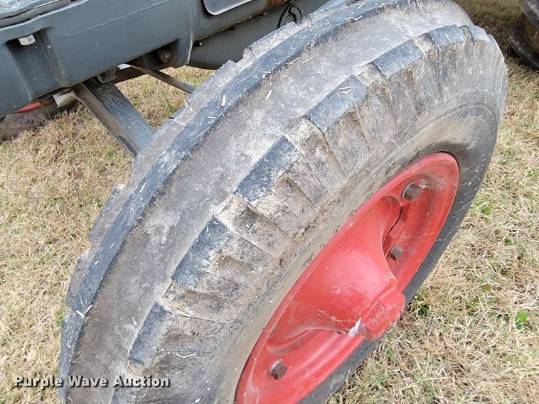 image for item JE9291 Case L  tractor