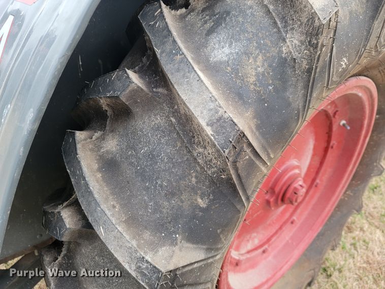 image for item JE9291 Case L  tractor