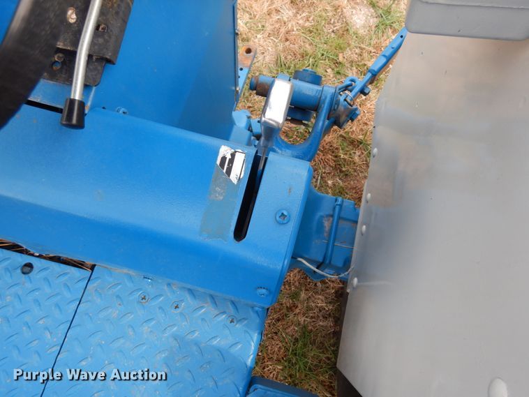 image for item JI9326 1972 Ford 7000  tractor