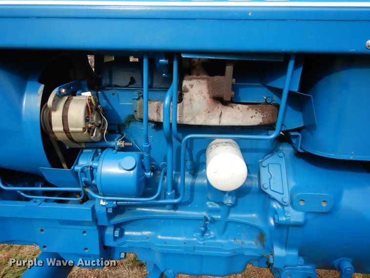 image for item JI9326 1972 Ford 7000  tractor