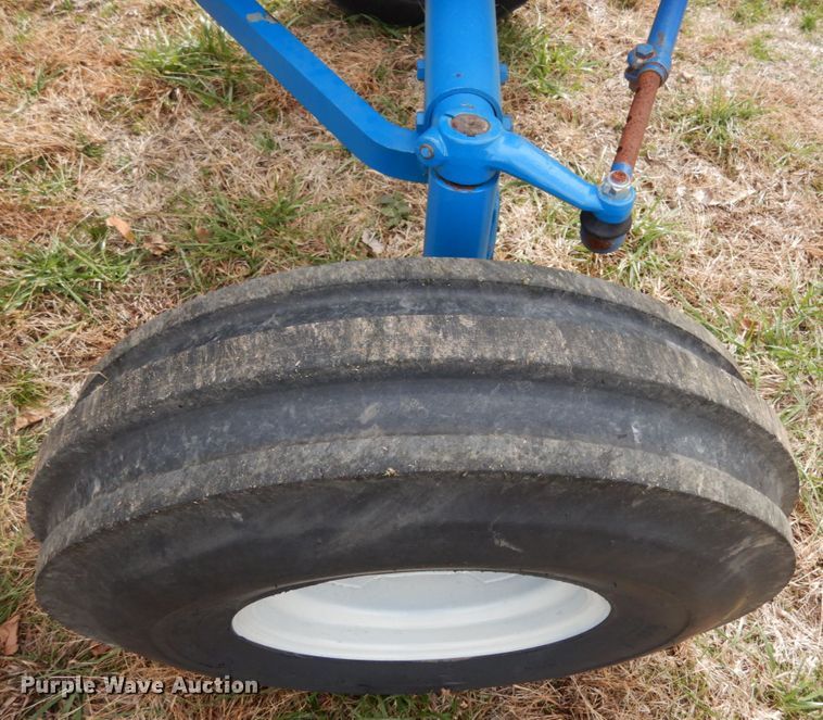 image for item JI9326 1972 Ford 7000  tractor