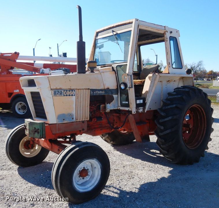 Case 870 AgriKing tractor in Moberly, MO Item JI9333 sold Purple Wave