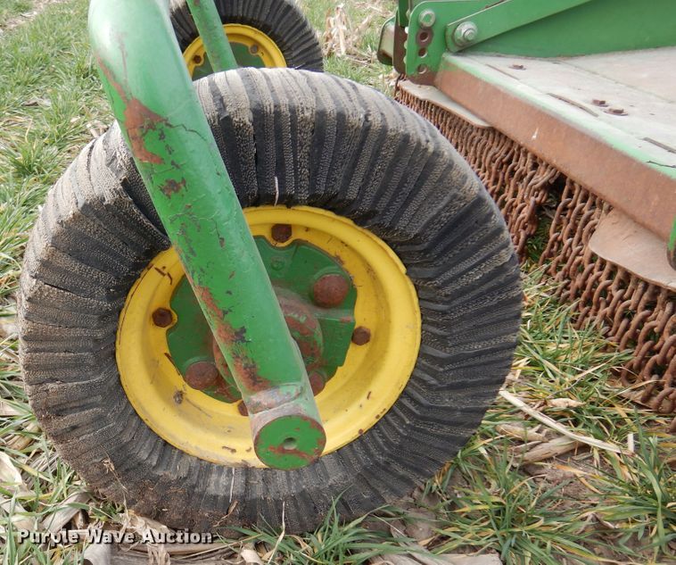 image for item JJ9876 John Deere MX8  rotary mower