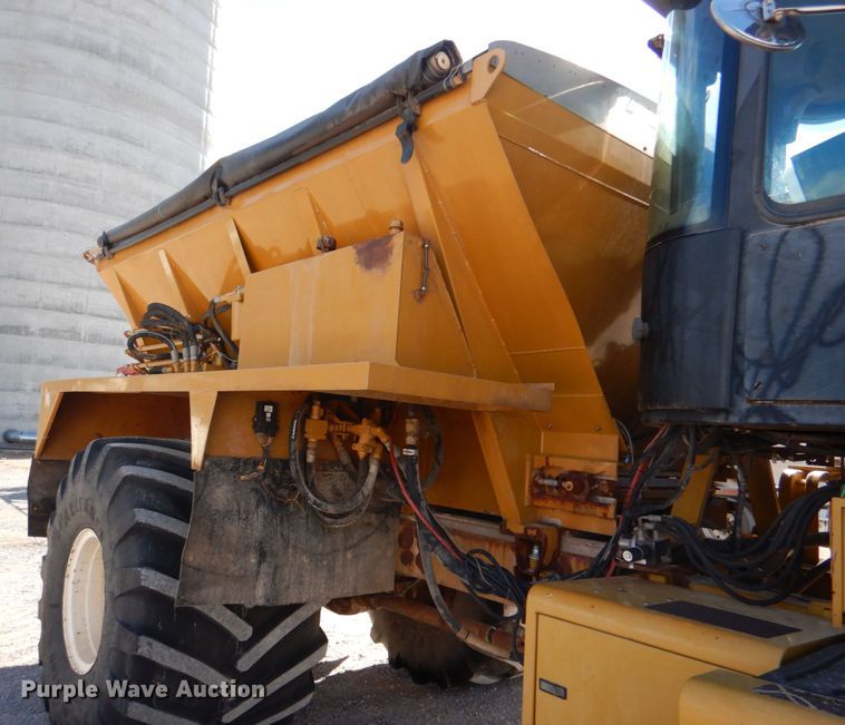 image for item JS9773 Ag-Chem TerraGator 8104  applicator