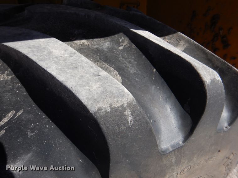 image for item JS9773 Ag-Chem TerraGator 8104  applicator