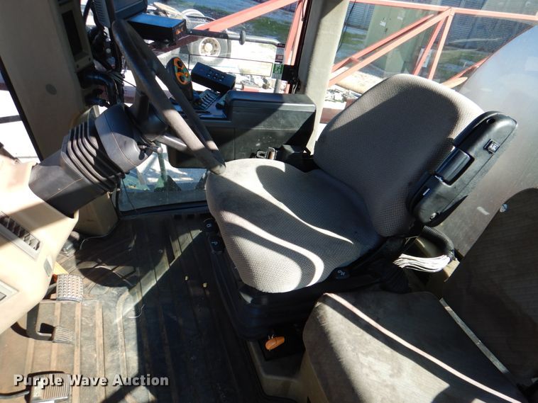 image for item JS9774 2006 Case IH FLX4010  sprayer