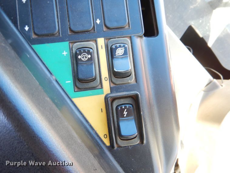 image for item JS9774 2006 Case IH FLX4010  sprayer