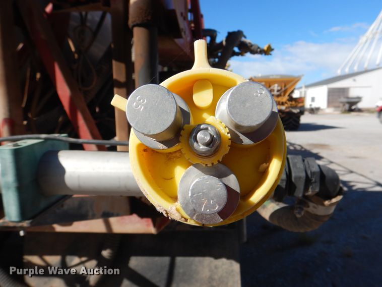 image for item JS9774 2006 Case IH FLX4010  sprayer