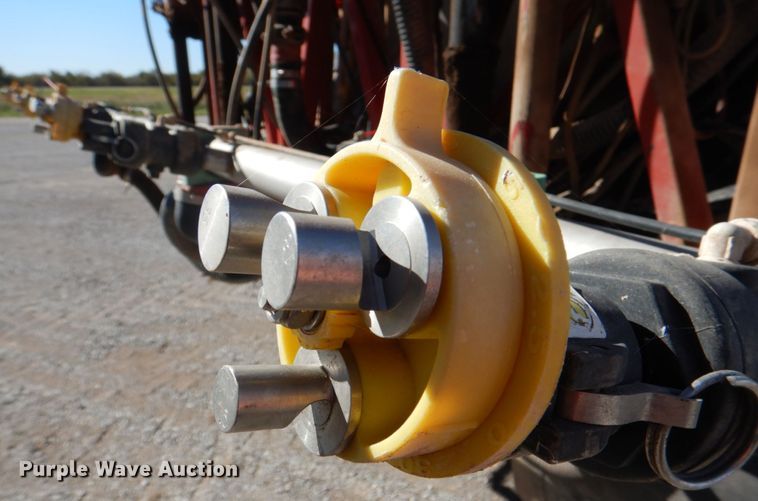 image for item JS9774 2006 Case IH FLX4010  sprayer