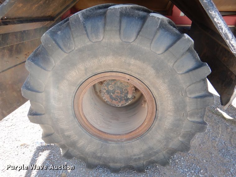 image for item JS9774 2006 Case IH FLX4010  sprayer