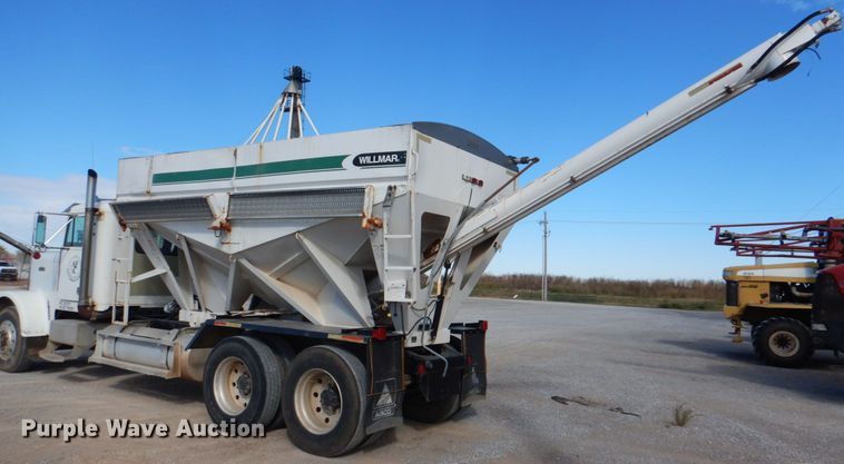 image for item JS9775 1988 Freightliner FC60  fertilizer delivery truck