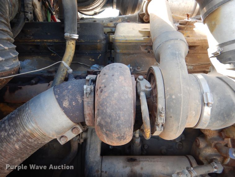 image for item JS9775 1988 Freightliner FC60  fertilizer delivery truck