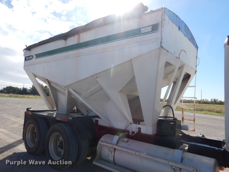 image for item JS9775 1988 Freightliner FC60  fertilizer delivery truck