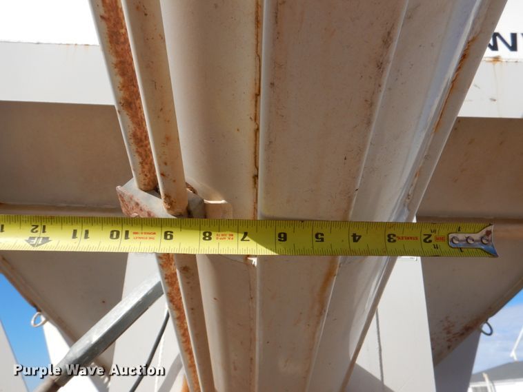 image for item JS9775 1988 Freightliner FC60  fertilizer delivery truck