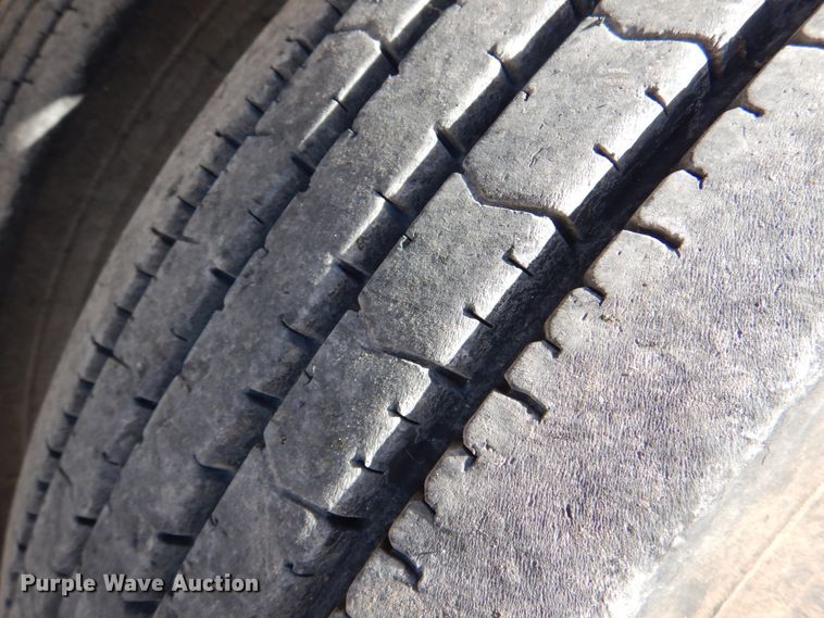 image for item JS9775 1988 Freightliner FC60  fertilizer delivery truck