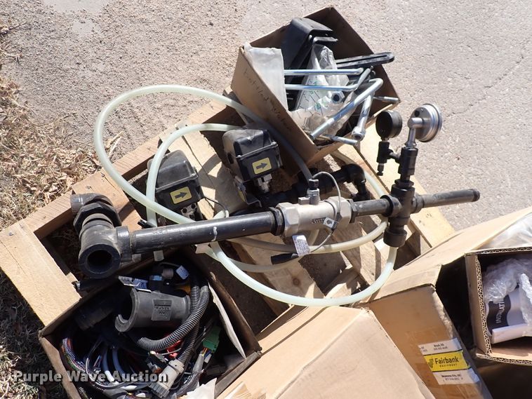 image for item JU9070 Raven  sprayer parts