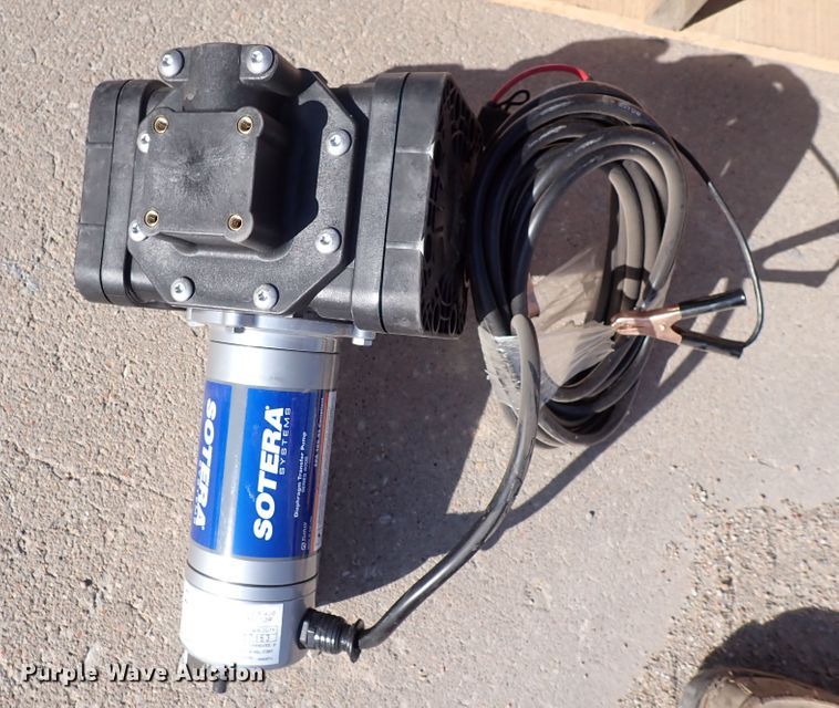 image for item JU9071 (2) pumps