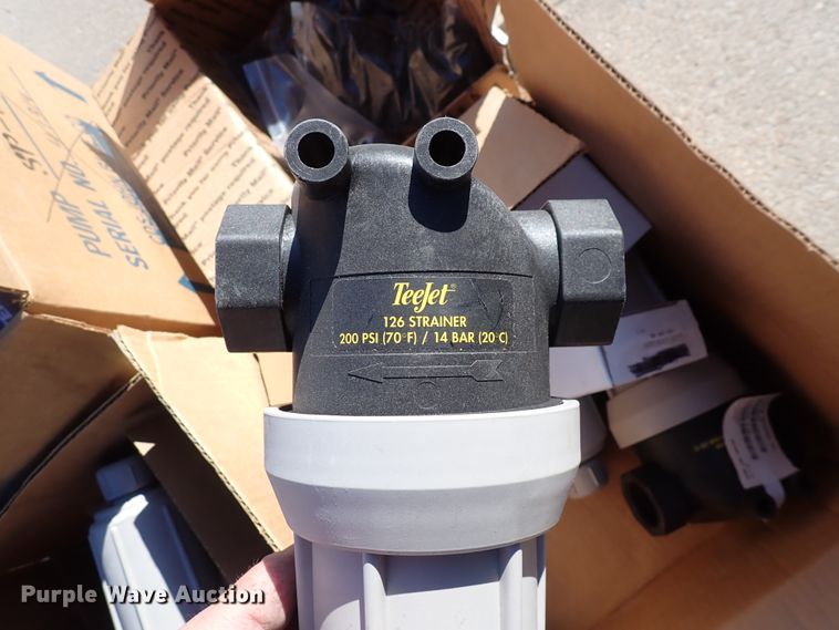 image for item JU9071 (2) pumps
