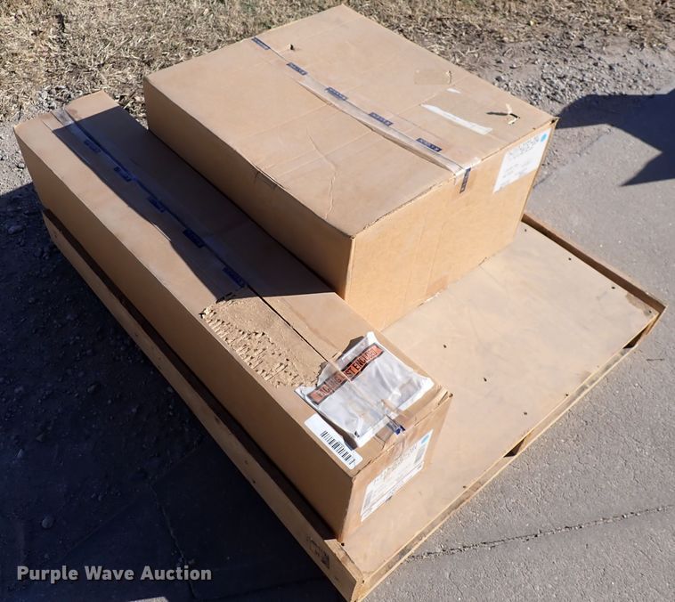 image for item JU9073 Autoboom UG490 sensor bracket