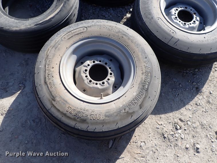 image for item JU9089 (9) tires