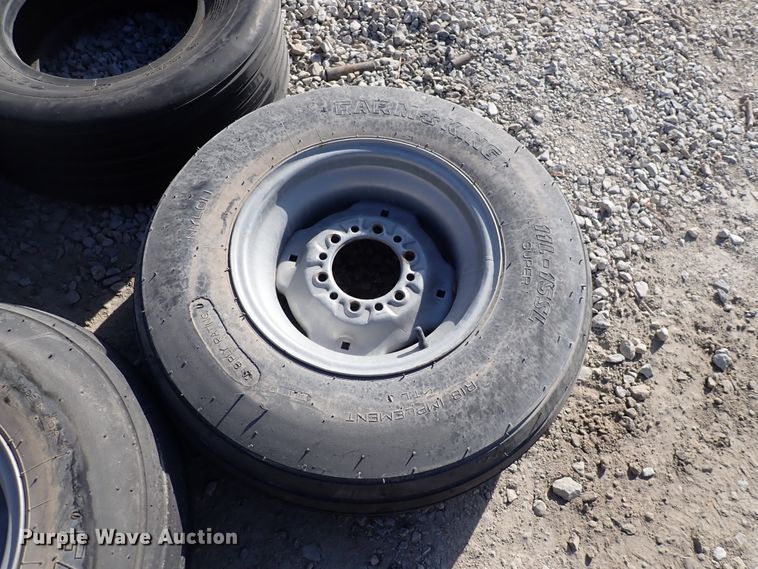 image for item JU9089 (9) tires