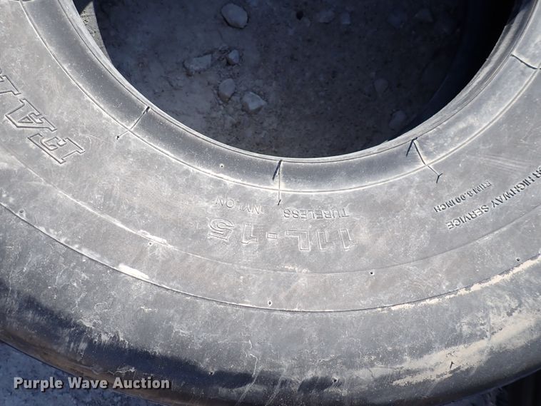 image for item JU9089 (9) tires