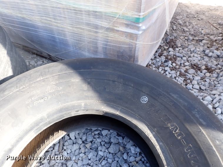 image for item JU9089 (9) tires