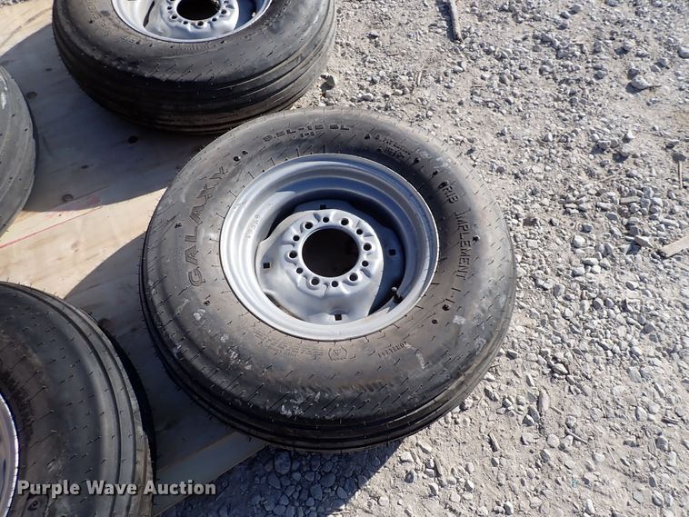 image for item JU9089 (9) tires