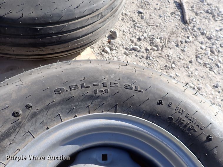 image for item JU9089 (9) tires