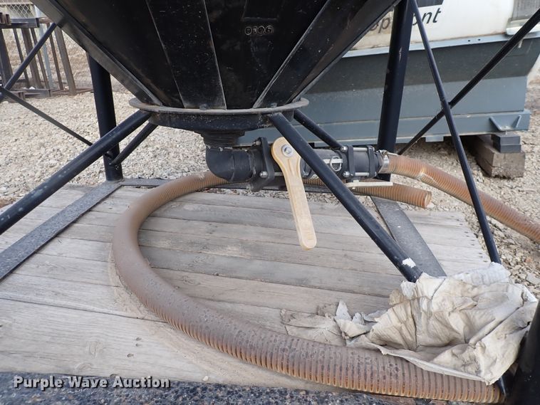 image for item JU9095 ACE Roto-Mold  tank