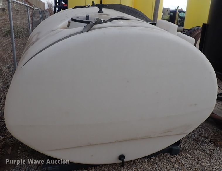 image for item JU9096 Poly tank