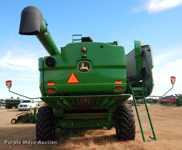 image for item KO9530 2014 John Deere S660  RWA combine