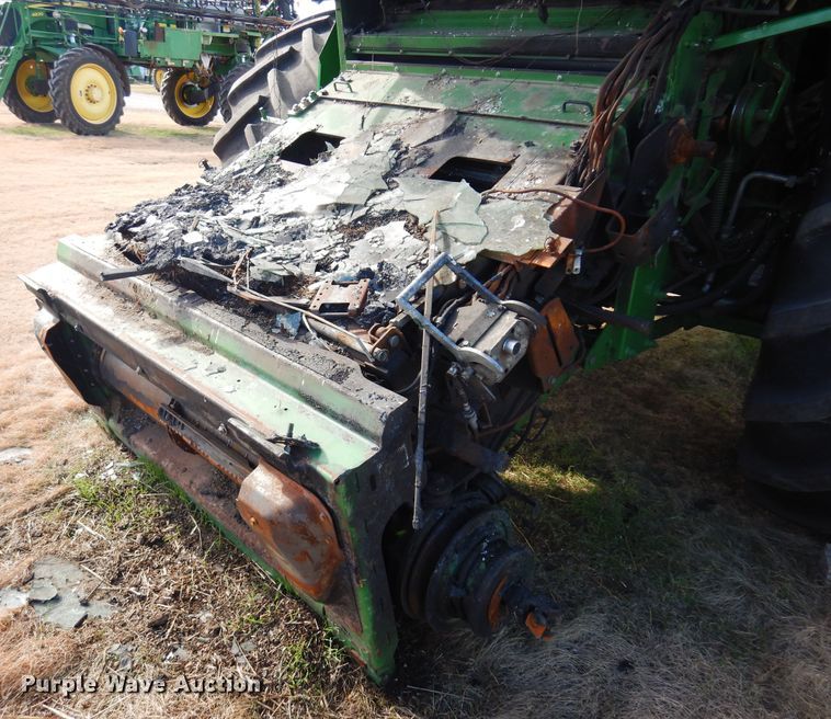 image for item KO9530 2014 John Deere S660  RWA combine