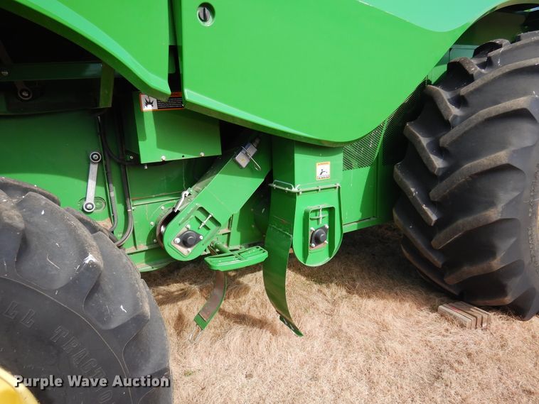 image for item KO9530 2014 John Deere S660  RWA combine